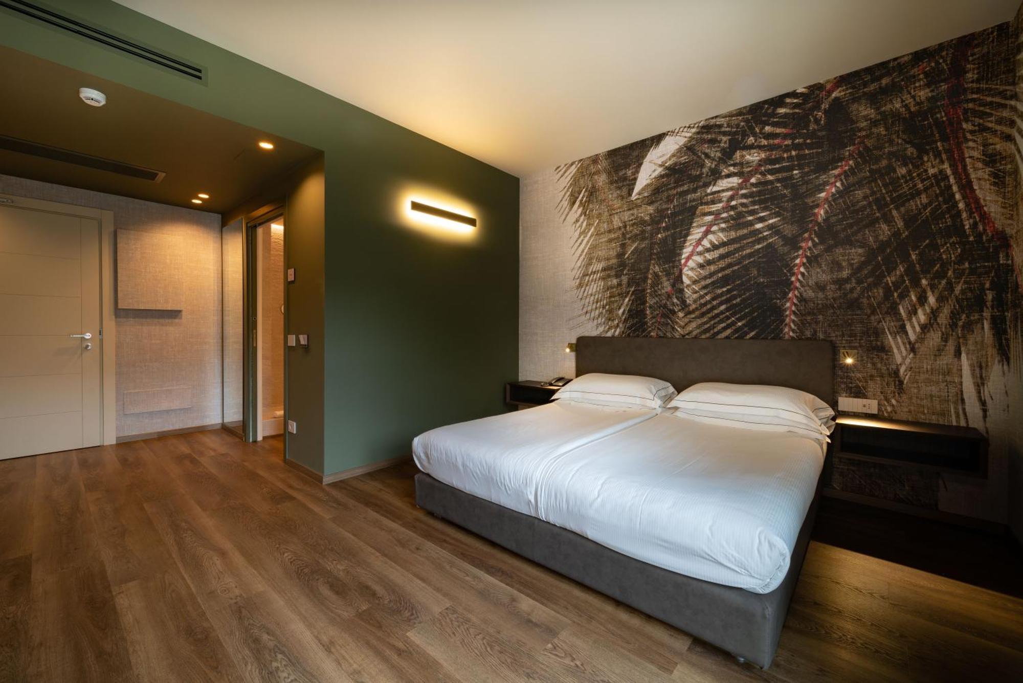 Hotel Phi Piajo